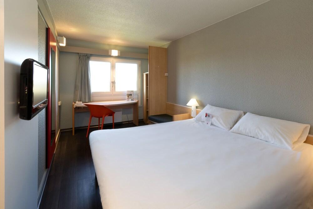 Ibis Saint Dizier Hotel ภายนอก รูปภาพ