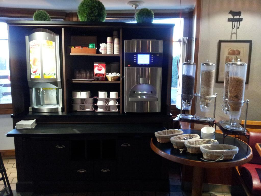Ibis Saint Dizier Hotel ภายนอก รูปภาพ