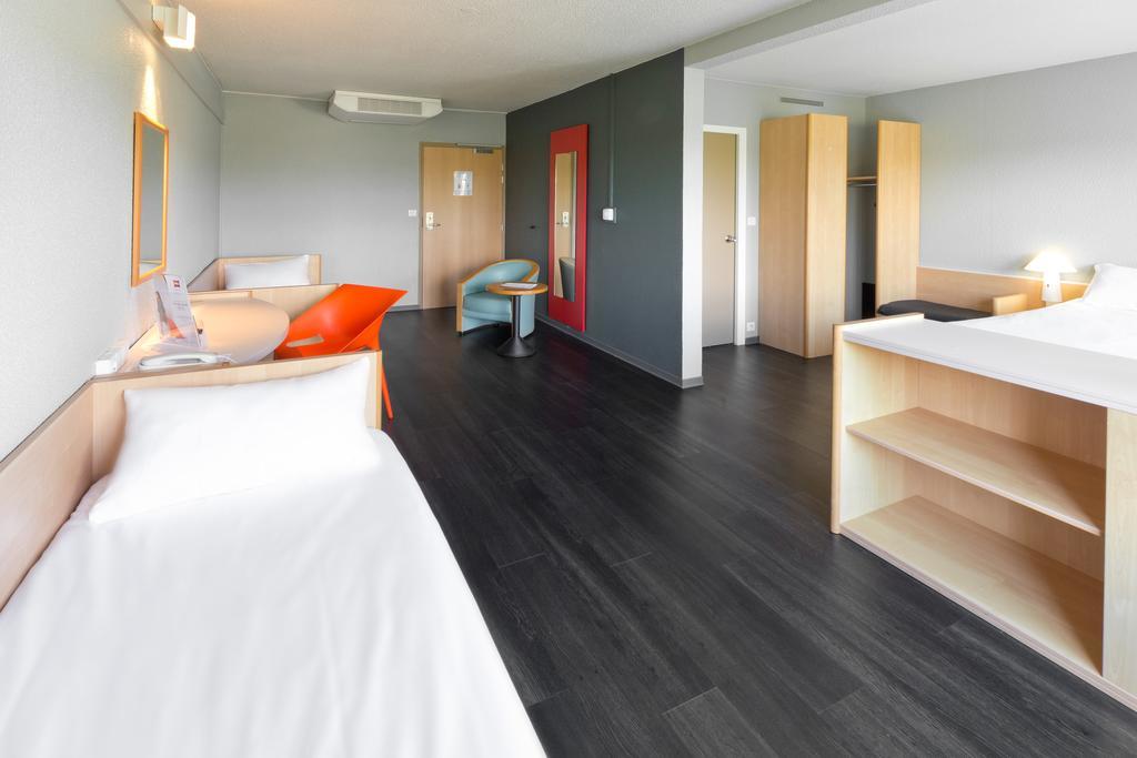 Ibis Saint Dizier Hotel ภายนอก รูปภาพ